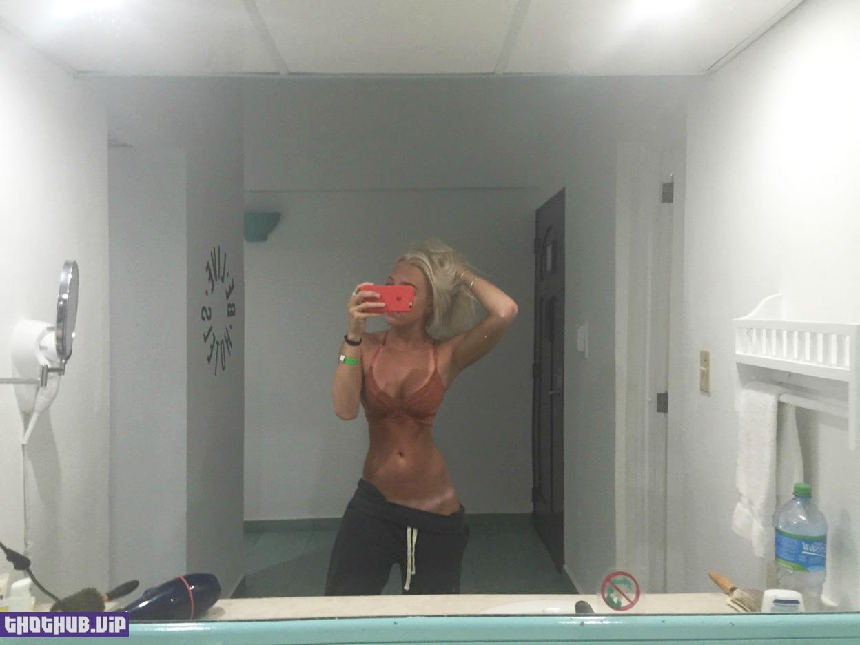 Alexandra Cooper Nude Leaked Selfies