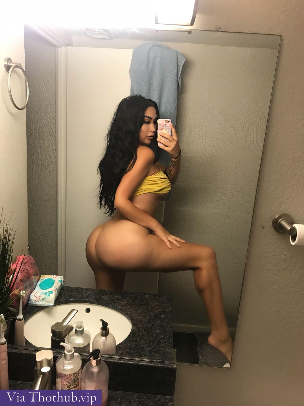 Latina leaked nude