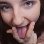 AftynRose ASMR Fun With The Tongue Video 260x175 1