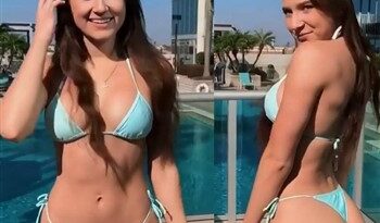 Elizabeth Zaks OnlyFans Leaked Bikini Photoshoot