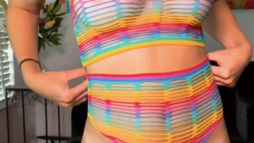 vicky stark colorful crochet outfit try on onlyfans video leaked WUCQMR