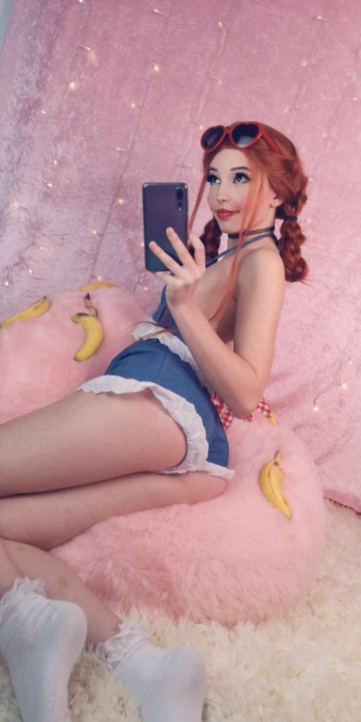 Belle Delphine Banana Sexy Snapchat Photos