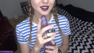 Peas Pies Nude Black Lipstick Handjob leaks