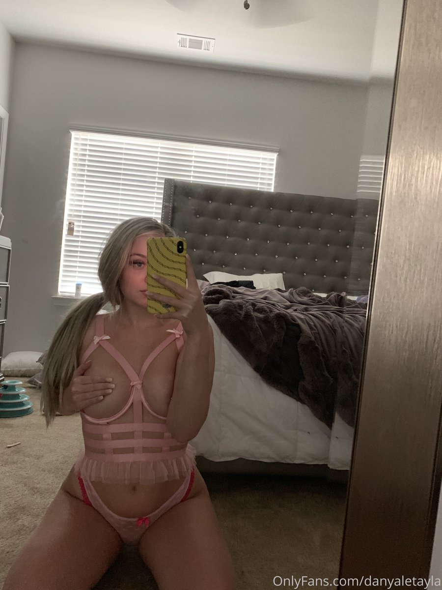 DanyaleTayla Nude Leaked (3 Videos + 158 Photos) .