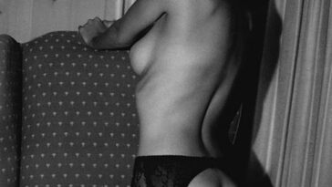 Emily Ratajkowski Nude Lounging Photoshoot Leaked - Influencers Gonewild