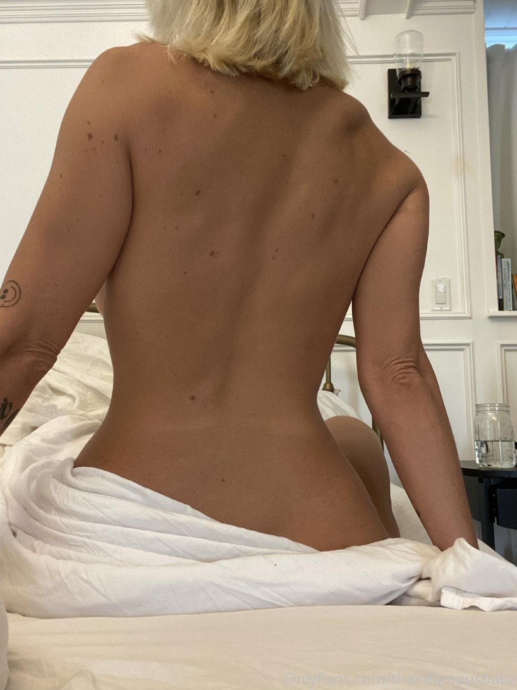 gabbie hanna topless in bed onlyfans set leaked KSADQT