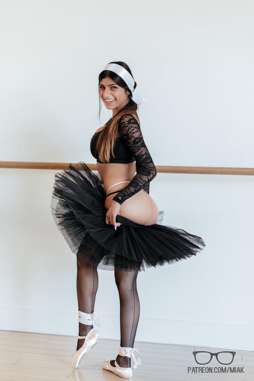 mia khalifa ballet lingerie patreon set leaked BJIHGX