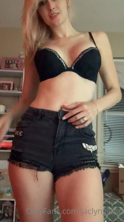 jaclyn glenn lingerie strip onlyfans video leaked MTPFHH