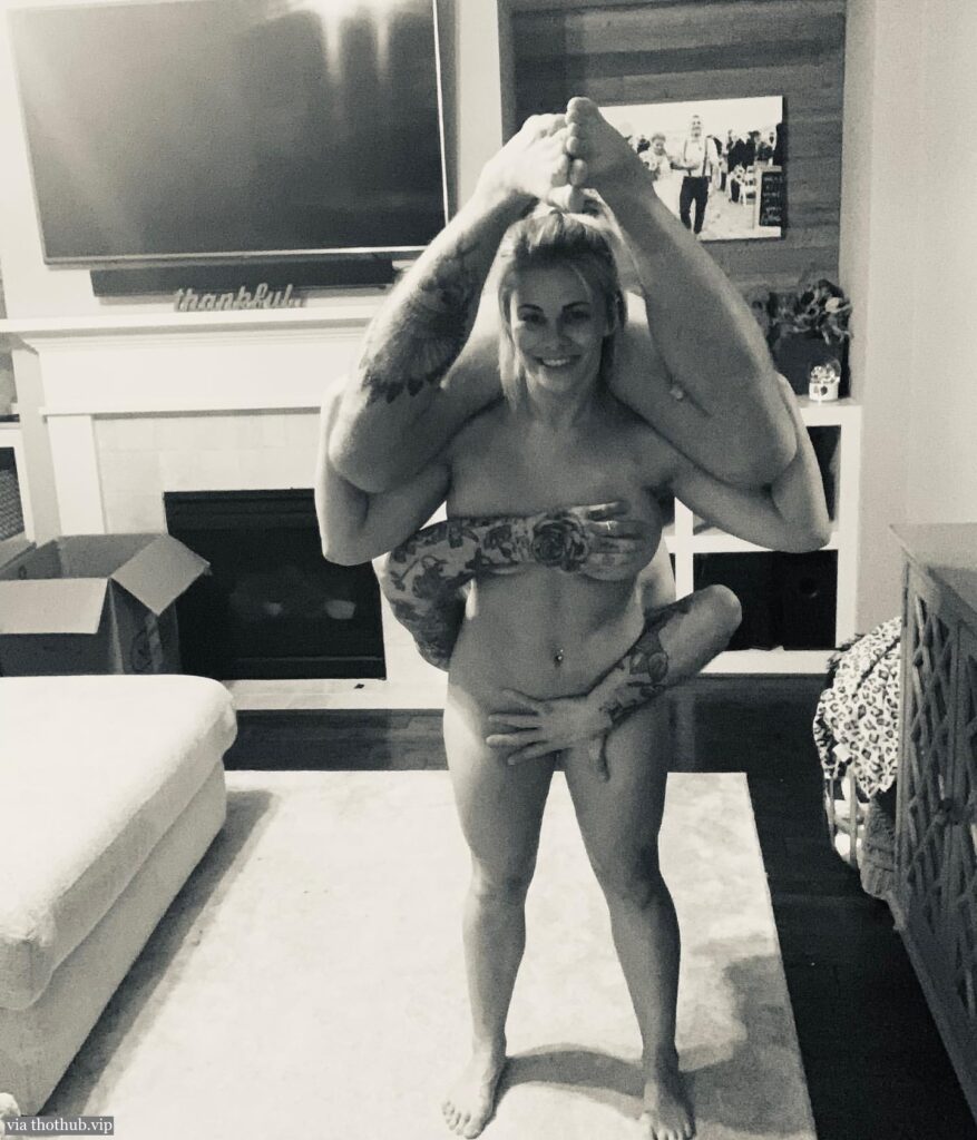 Paige vanZant Celebrity leaked Nudes Thothub.vip 8
