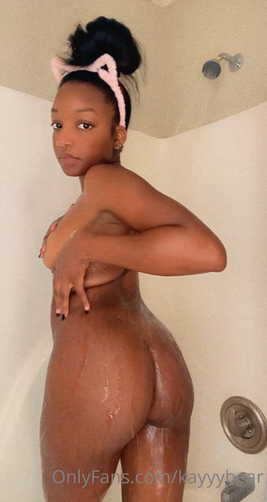 kayyybear nude shower onlyfans video leaked QSDLED