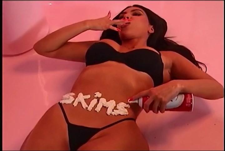 kim kardashian lingerie skims photoshoot bts video leaked KUIIYK