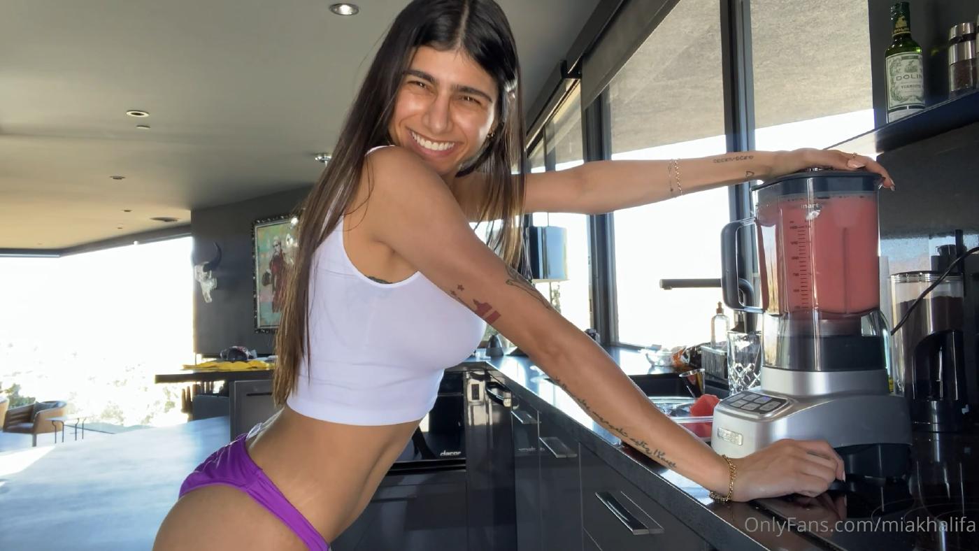 mia khalifa bikini modeling outtakes video leaked VKRKUN