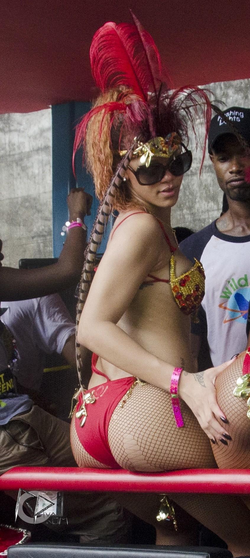 rihanna bikini nip slip barbados festival photos leaked XXNISO