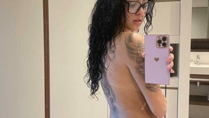 Malu Trevejo Nude Boobs Selfie Onlyfans Set Leaked 5