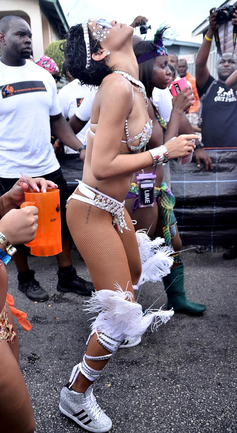 rihanna nip slip barbados festival photos leaked RMPGSB