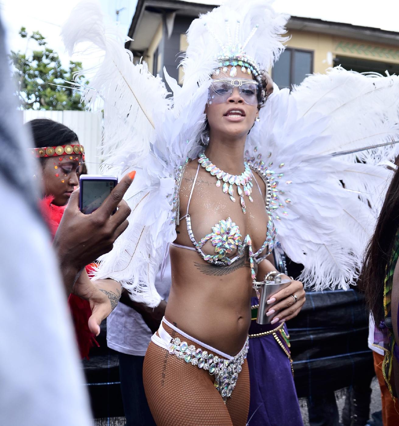 rihanna nip slip barbados festival photos leaked WZBIVR