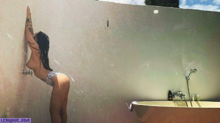 Asa Akira Naked Outdoor Shower Onlyfans Set Leaked 2