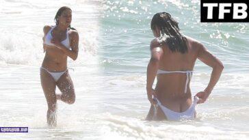 1650759524 Michelle Rodriguez Expose Ass on Beach 1 1024x568
