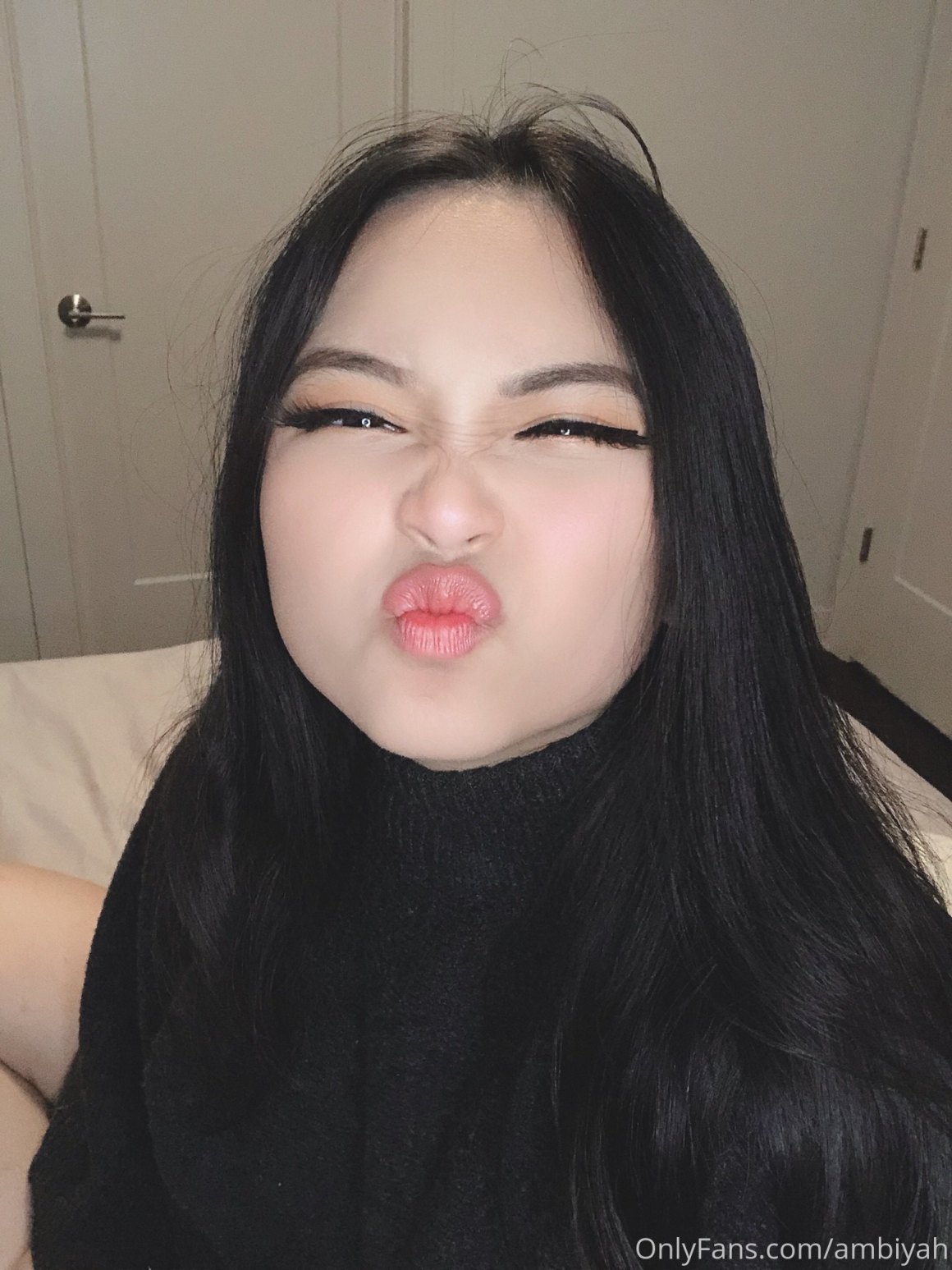 AsianOnlyfans 72 047 425 20220225