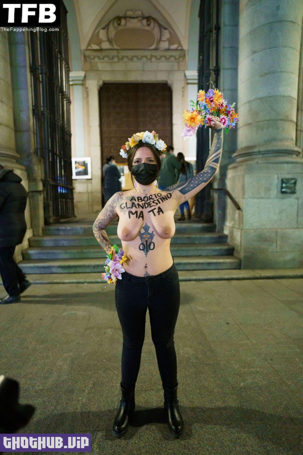 Femen Nude Protest The Fappening Blog 8