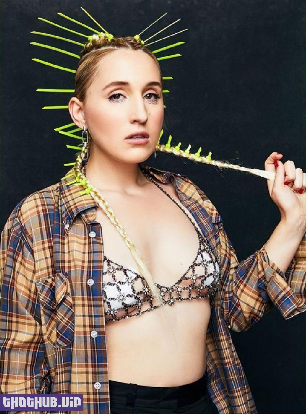 Harley Quinn Smith Sexy Tits and Ass Photo Collection 12 thefappeningblog.com