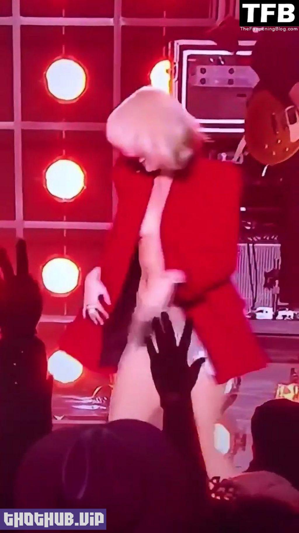 Miley Cyrus Nude Sexy The Fappening Blog 118
