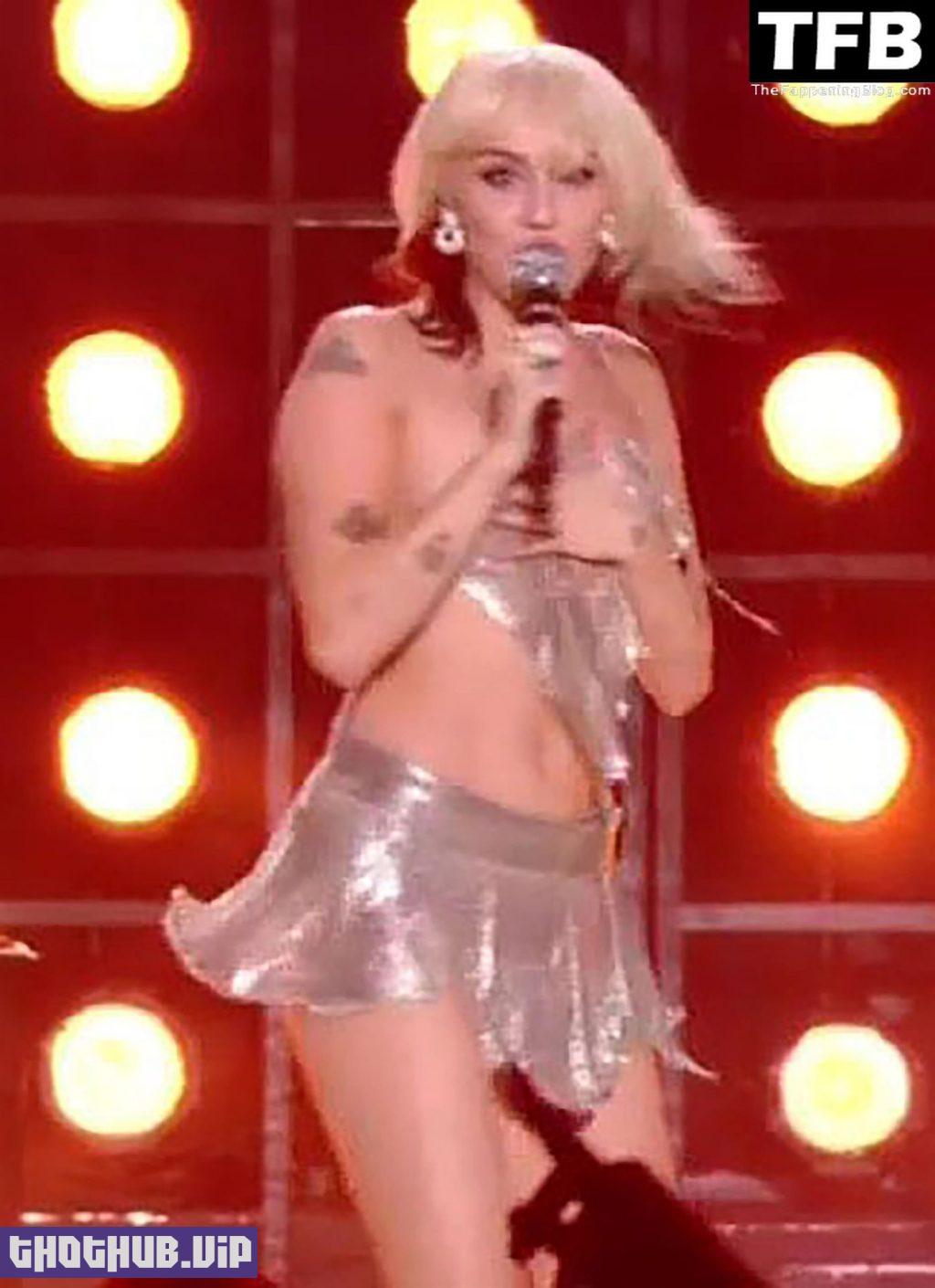 Miley Cyrus Nude Sexy The Fappening Blog 4