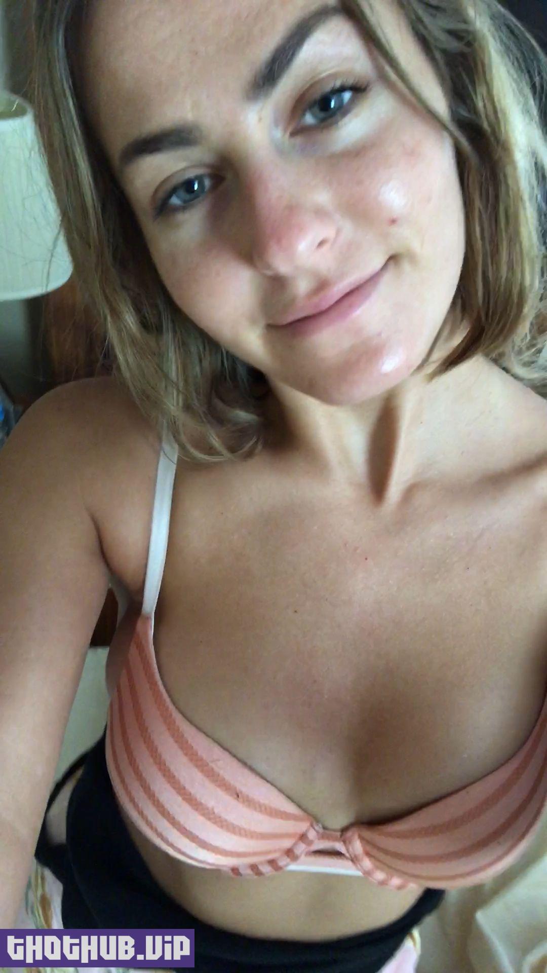 Scout Taylor-Compton nude pussy close-up selfies leaked from hacked iCloud