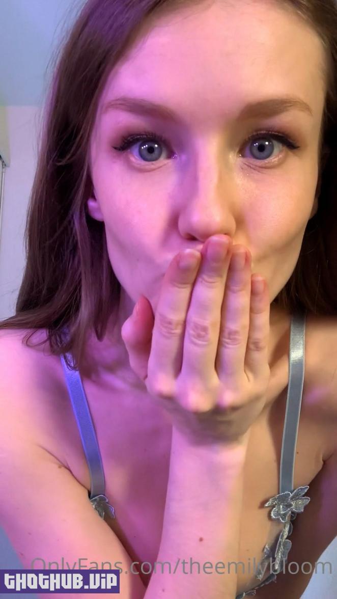 Emily Bloom Nude Dance OnlyFans Video Leaked