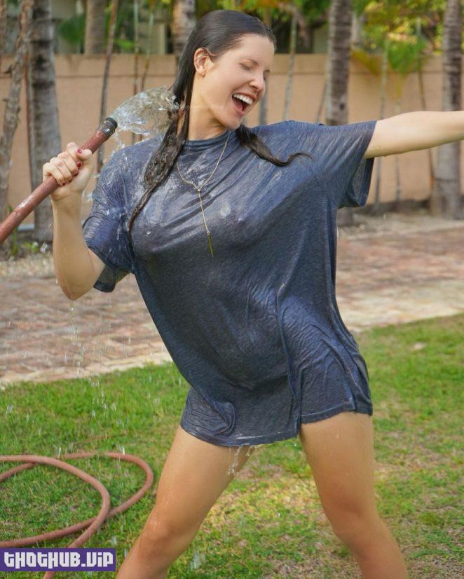 Amanda Cerny Sexy Wet Pokies .com