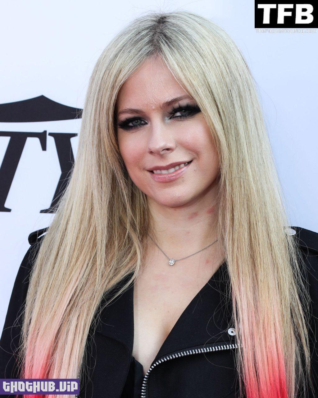 Avril Lavigne Sexy The Fappening Blog 8