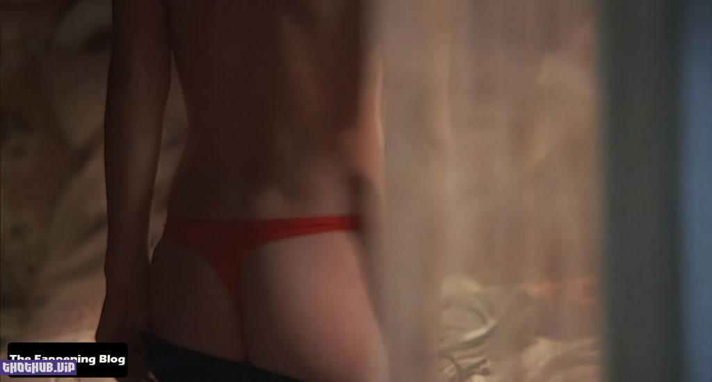 Elisha Cuthbert Nude and Sexy Photo Collection 20 thefappeningblog.com
