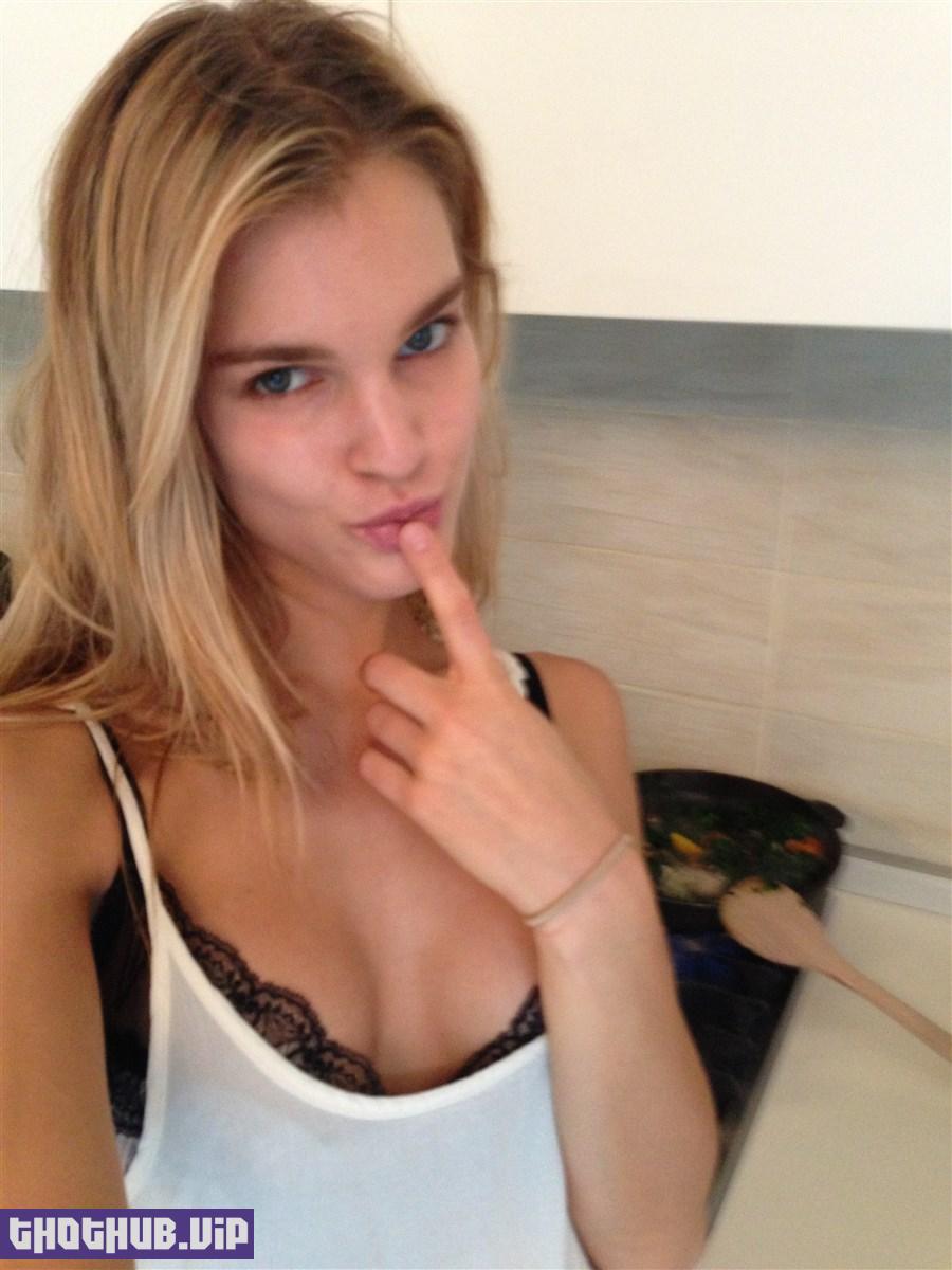 Model Joy Corrigan Nude Leaked iCloud Photos
