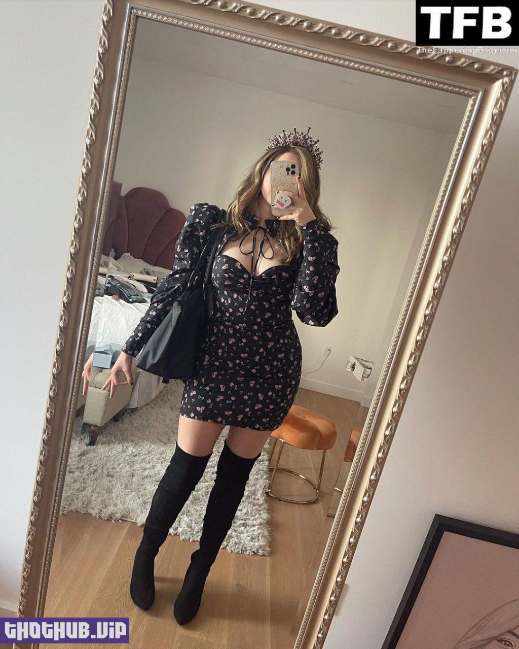 Best Pokimane Sexy Collection (50 Photos + Videos) Leaked nudes 22