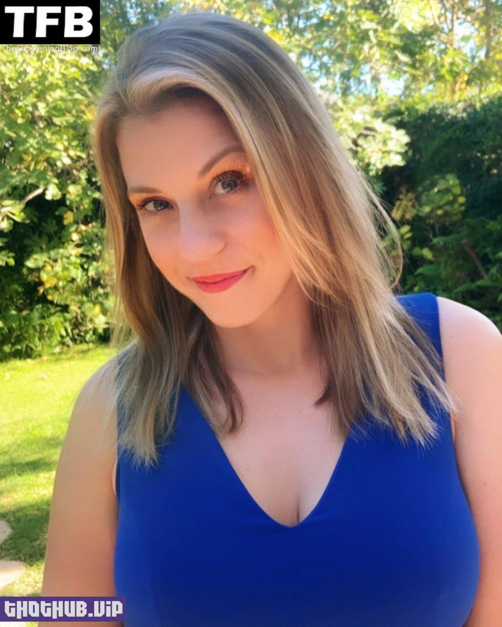 Top Jodie Sweetin Shows Her New Haircut (2 Photos + GIF) On Thothub